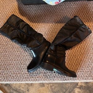 Cougar Black Winter Boots